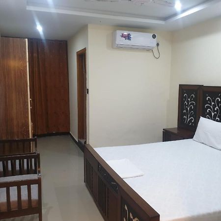 איסלמאבד Dream Night Hotel מראה חיצוני תמונה
