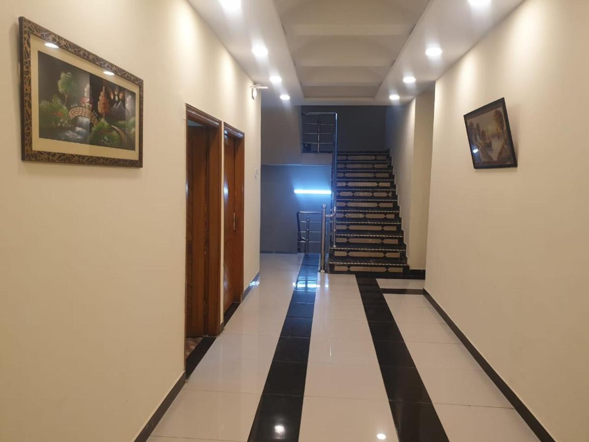 איסלמאבד Dream Night Hotel מראה חיצוני תמונה
